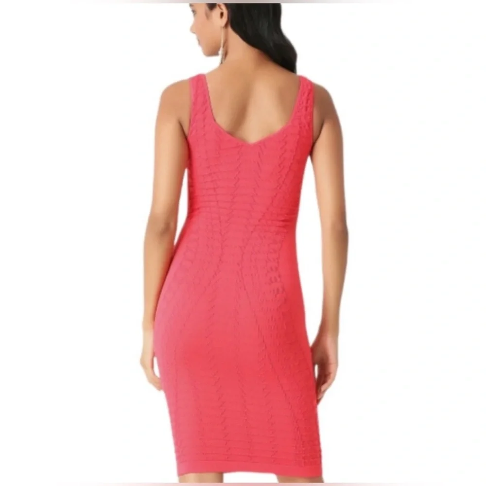 Bebe Body-con Sweetheart Neck Textured Dress Size M/L - Picture 4 of 16